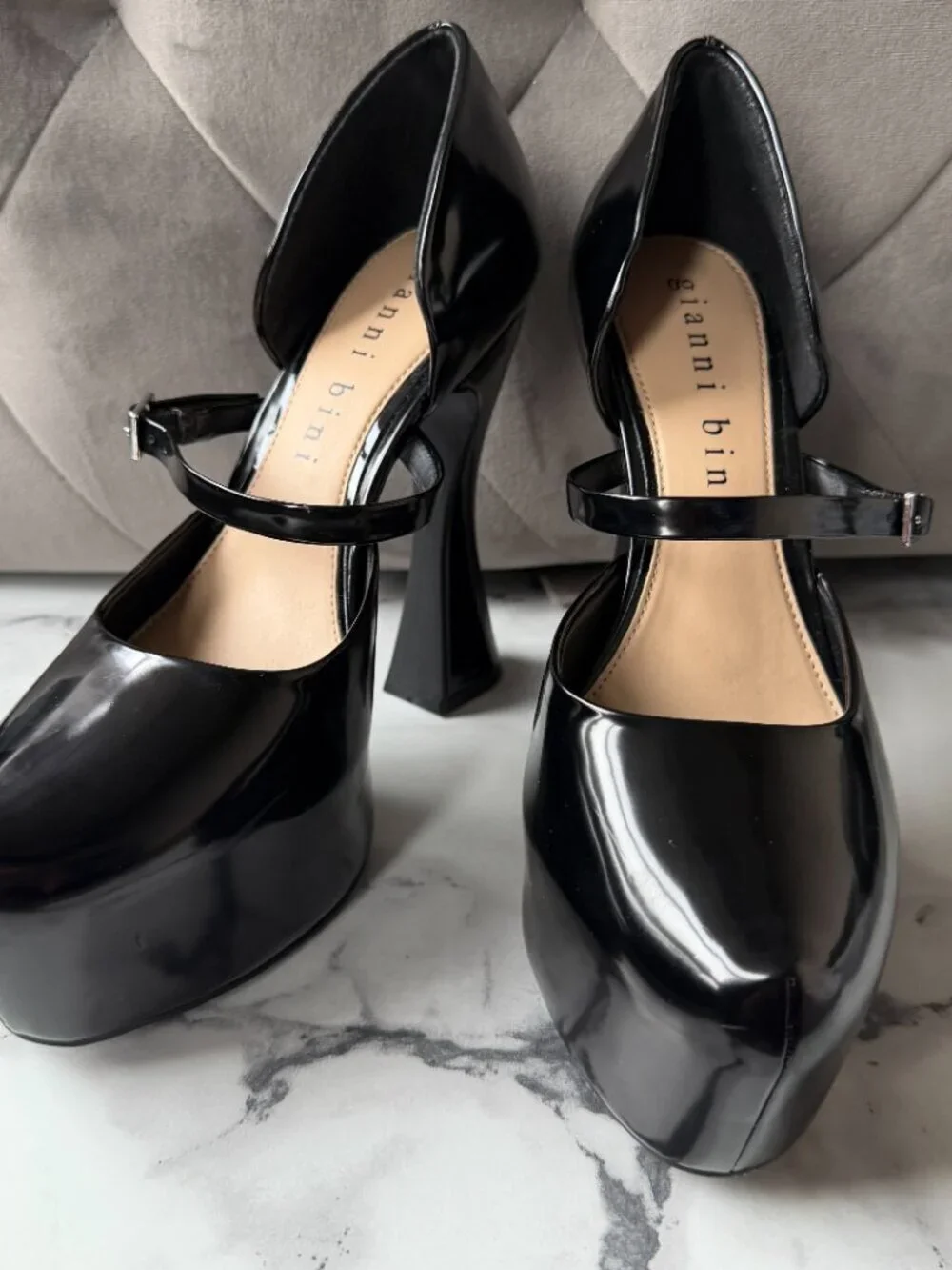 Gianni Bini Quincy Black Patent Platform Mary Jane Pumps Size 9